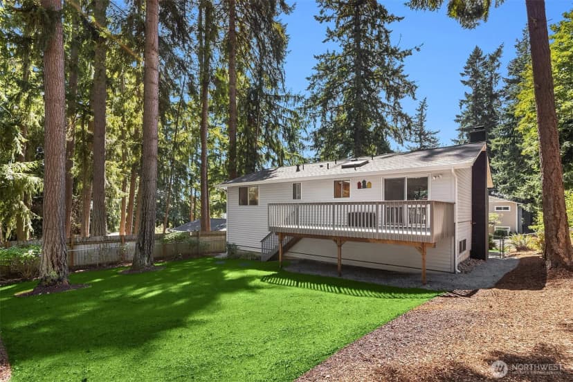 Property photo for 1026 212th Avenue Ne, Sammamish photo 16