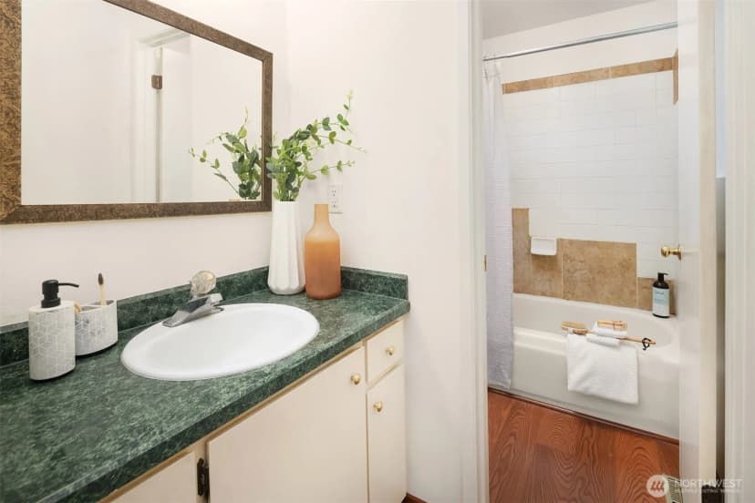 Property photo for 1026 212th Avenue Ne, Sammamish photo 24