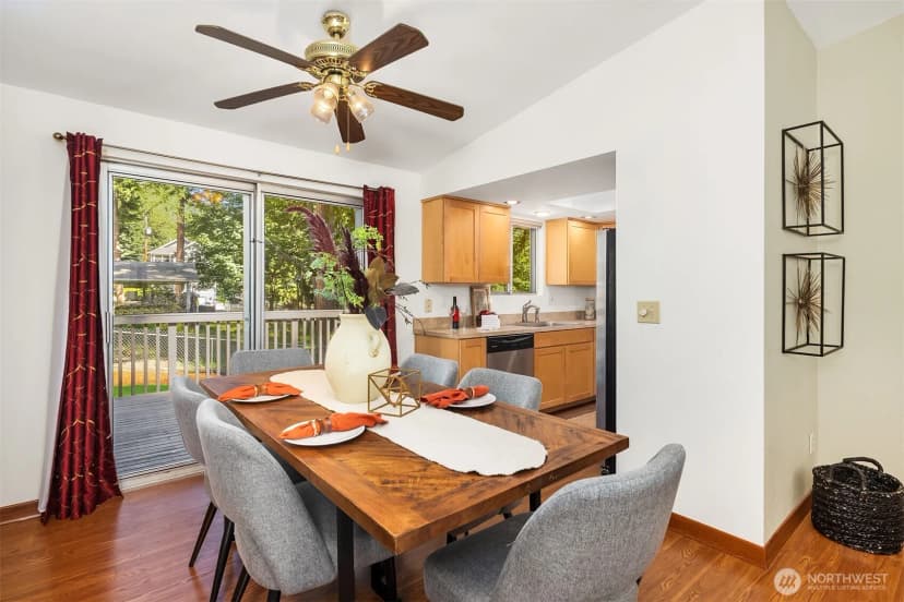 Property photo for 1026 212th Avenue Ne, Sammamish photo 10