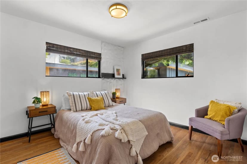 Property photo for 4329 Sw Cloverdale Street, Seattle photo 15