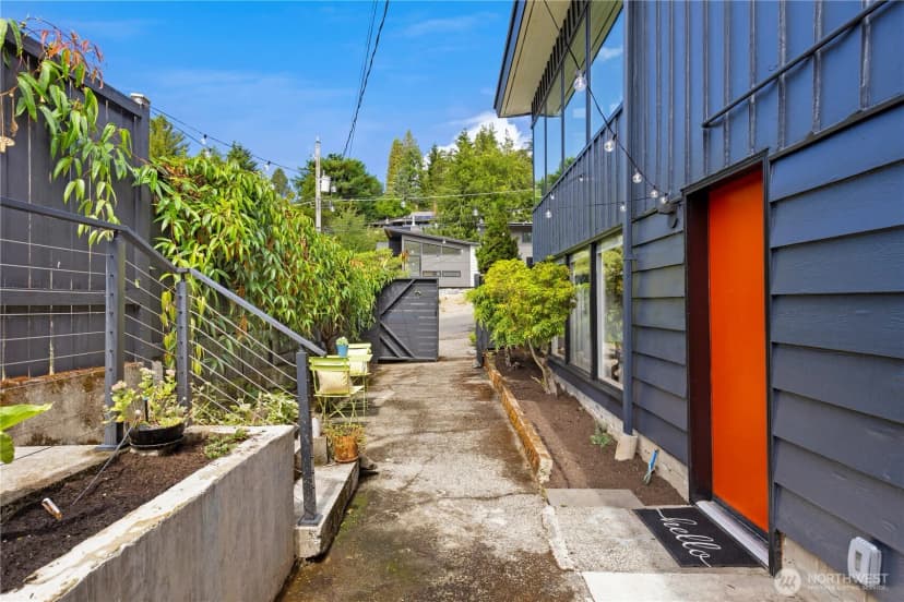 Property photo for 4329 Sw Cloverdale Street, Seattle photo 33