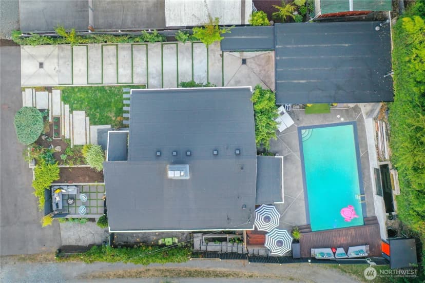 Property photo for 4329 Sw Cloverdale Street, Seattle photo 39