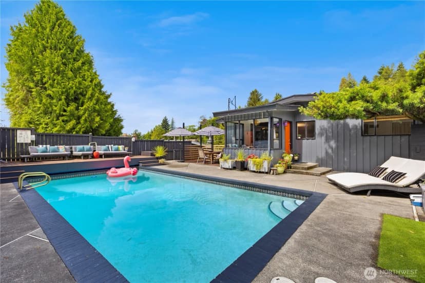 Property photo for 4329 Sw Cloverdale Street, Seattle photo 28