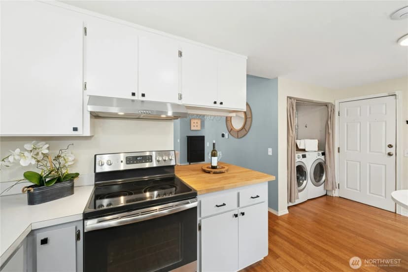 Property photo for 22119 124th Avenue Se, Kent photo 9