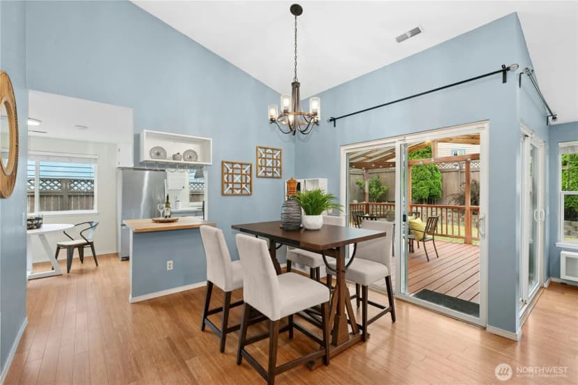 Property photo for 22119 124th Avenue Se, Kent photo 5