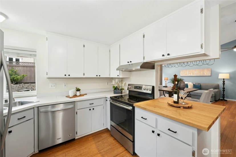 Property photo for 22119 124th Avenue Se, Kent photo 8