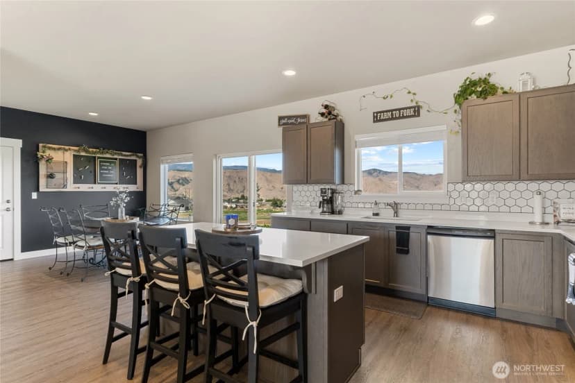 Property photo for 2243 S Mystical Loop, East Wenatchee photo 10