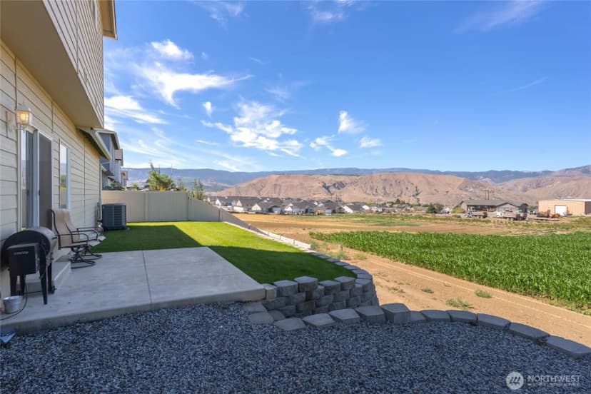 Property photo for 2243 S Mystical Loop, East Wenatchee photo 5