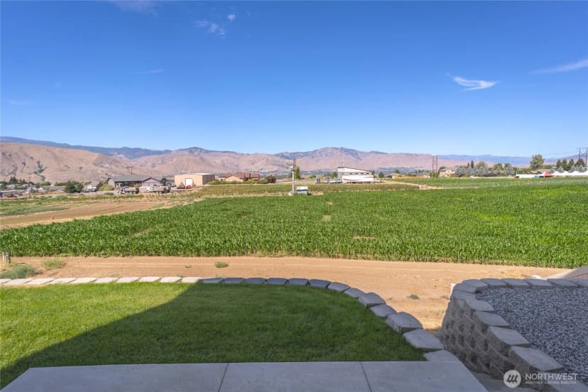 Property photo for 2243 S Mystical Loop, East Wenatchee photo 3