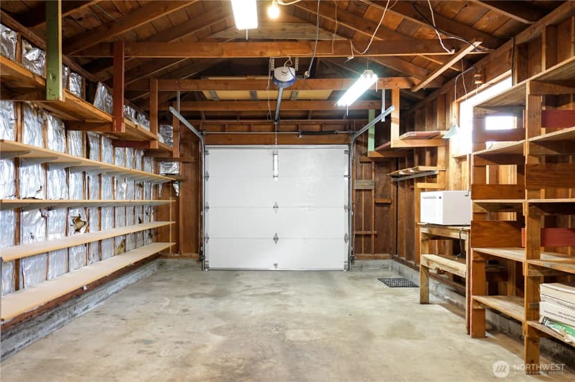 Property photo for 18938 34th Avenue S, Sea Tac photo 21