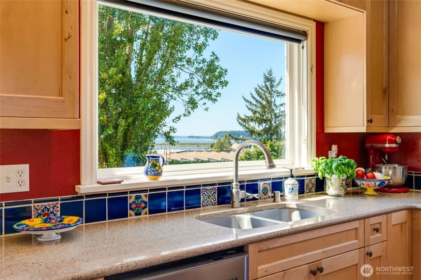 Property photo for 410 Alverson Boulevard, Everett photo 21