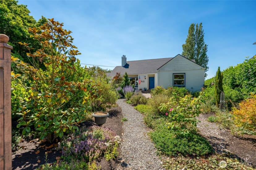 Property photo for 410 Alverson Boulevard, Everett photo 6