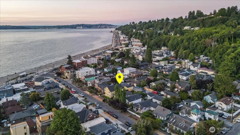 Property photo for 2534 57th Avenue Sw, Seattle photo 30