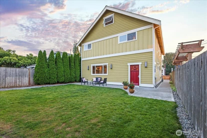 Property photo for 2534 57th Avenue Sw, Seattle photo 23