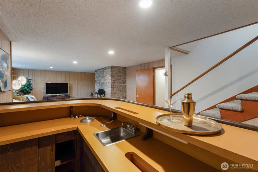 Property photo for 8324 Bayridge Avenue, Gig Harbor photo 32