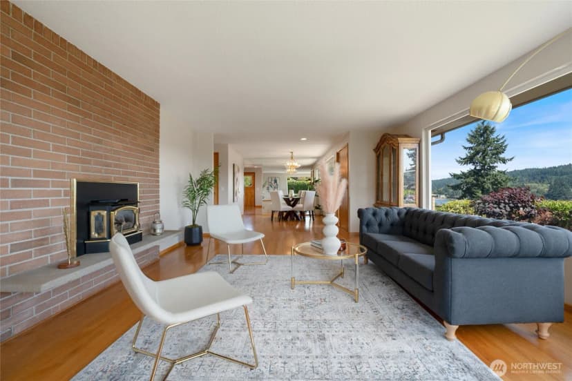 Property photo for 8324 Bayridge Avenue, Gig Harbor photo 8