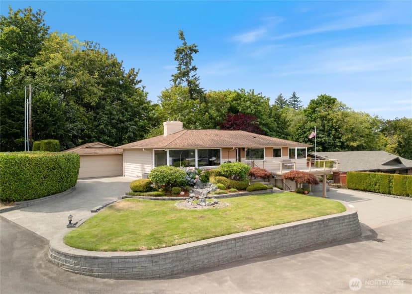 Property photo for 8324 Bayridge Avenue, Gig Harbor