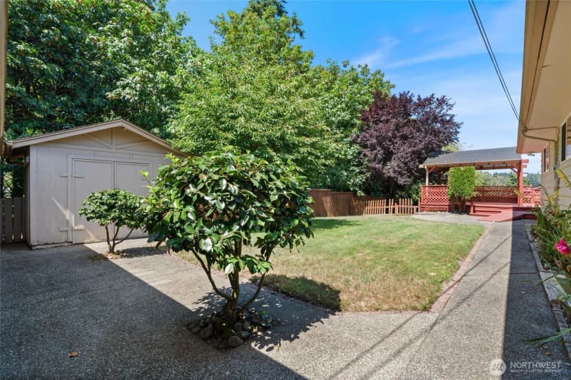 Property photo for 8324 Bayridge Avenue, Gig Harbor photo 35
