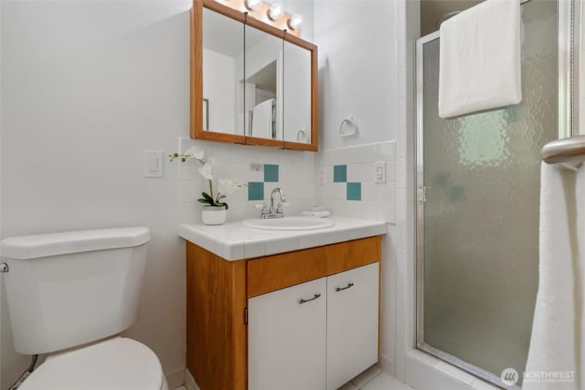 Property photo for 8324 Bayridge Avenue, Gig Harbor photo 24