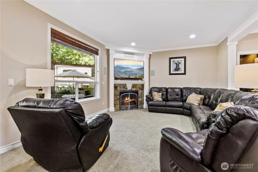 Property photo for 28208 183rd Avenue Se, Kent photo 13