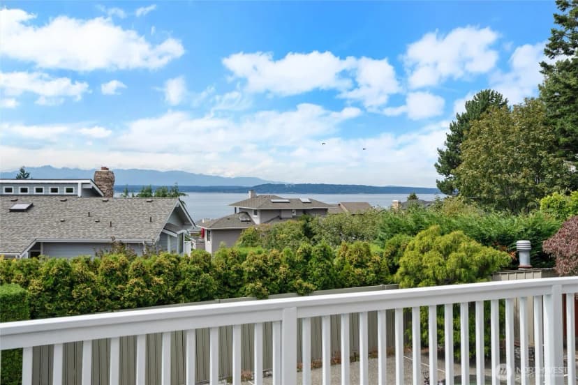 Property photo for 20215 24th Avenue Nw, Shoreline photo 34