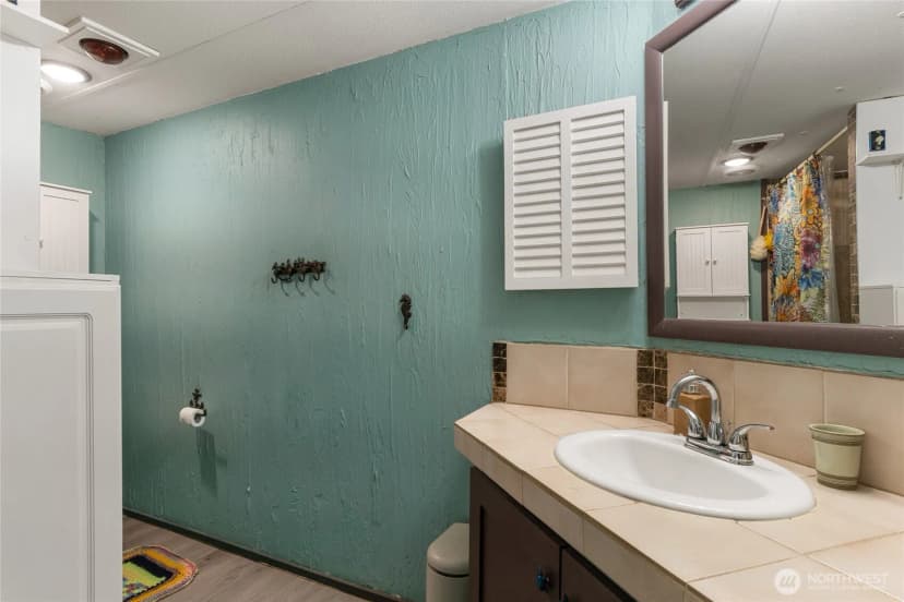 Property photo for 715 10th St Ne, East Wenatchee photo 24