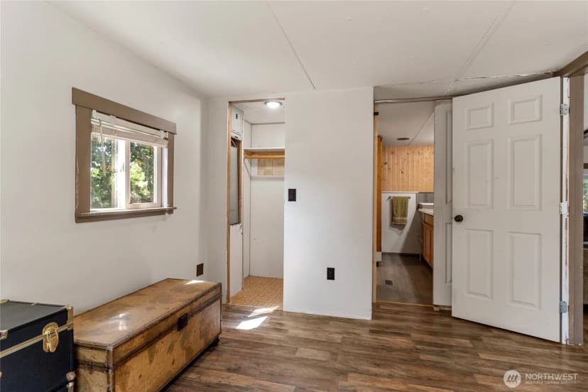 Property photo for 715 10th St Ne, East Wenatchee photo 15