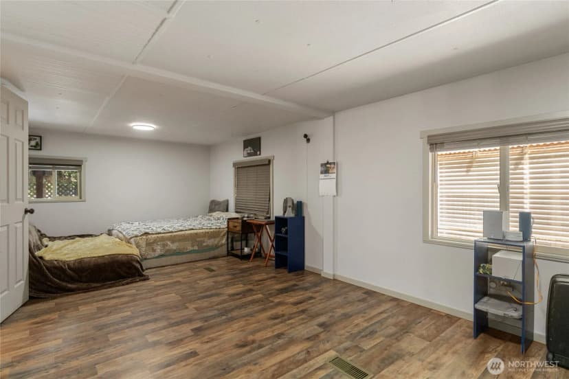 Property photo for 715 10th St Ne, East Wenatchee photo 26