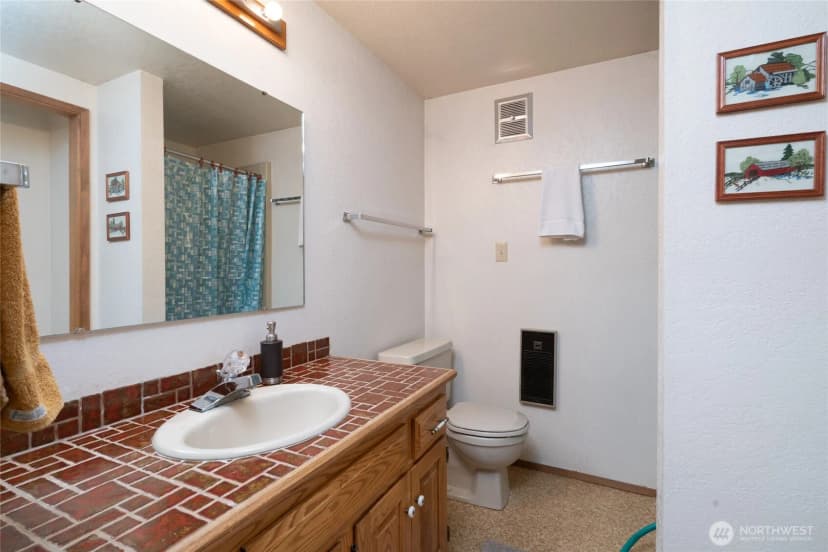 Property photo for 782 Lillooet Court, La Conner photo 23