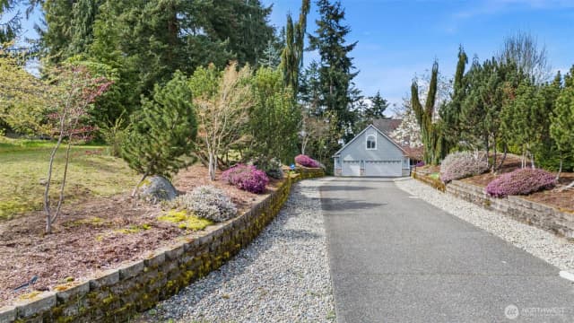 Property photo for 1716 7th Street Se, Puyallup