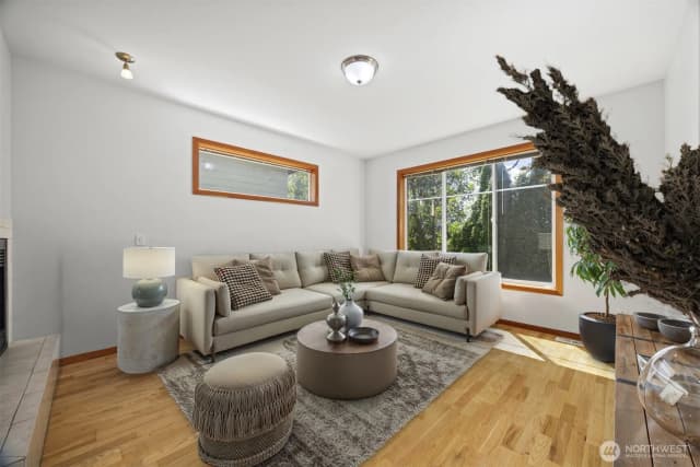 Property photo for 6214 Malloy Avenue, Ferndale photo 5