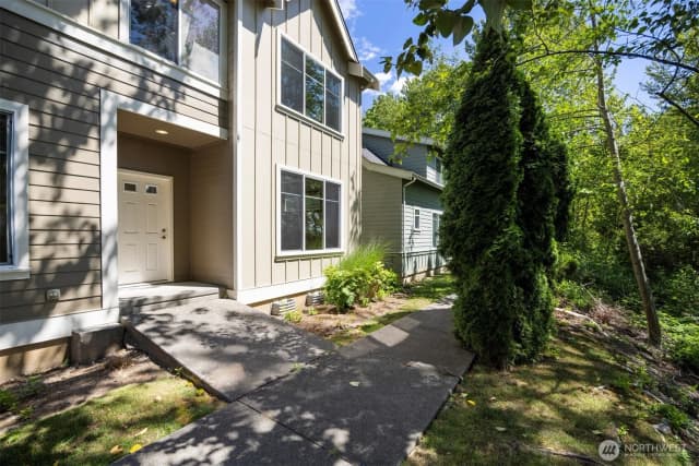 Property photo for 6214 Malloy Avenue, Ferndale photo 2