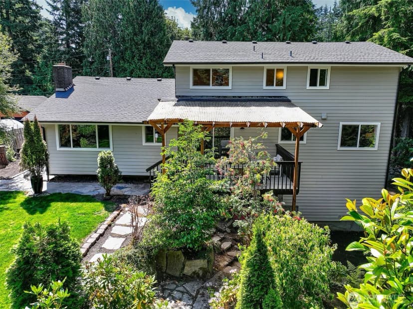 Property photo for 8215 184th Street Sw, Edmonds photo 22