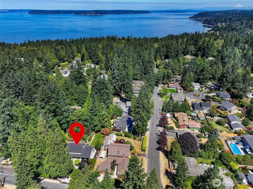 Property photo for 8215 184th Street Sw, Edmonds photo 27