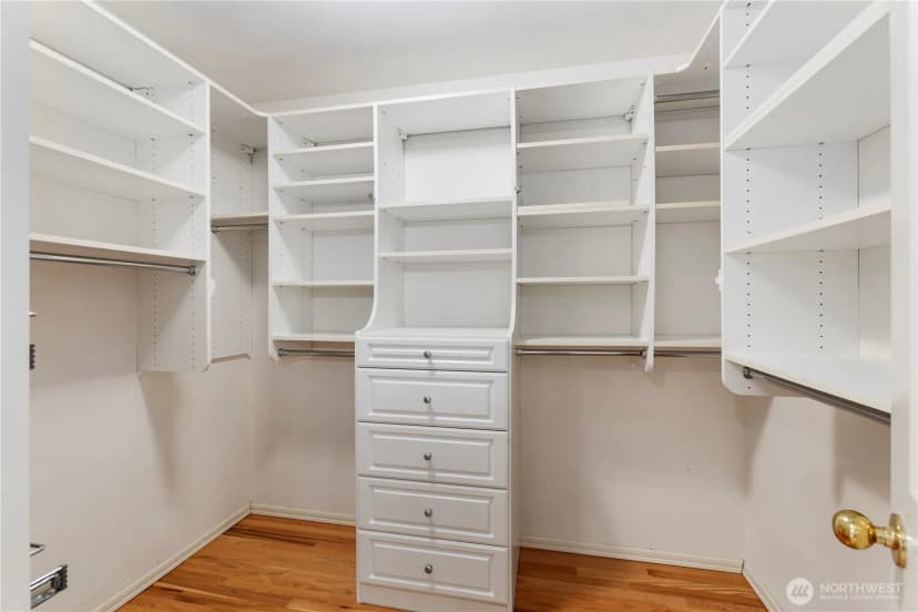 Property photo for 538 239th Avenue Se, Sammamish photo 28