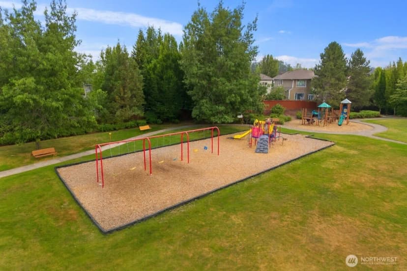 Property photo for 538 239th Avenue Se, Sammamish photo 39