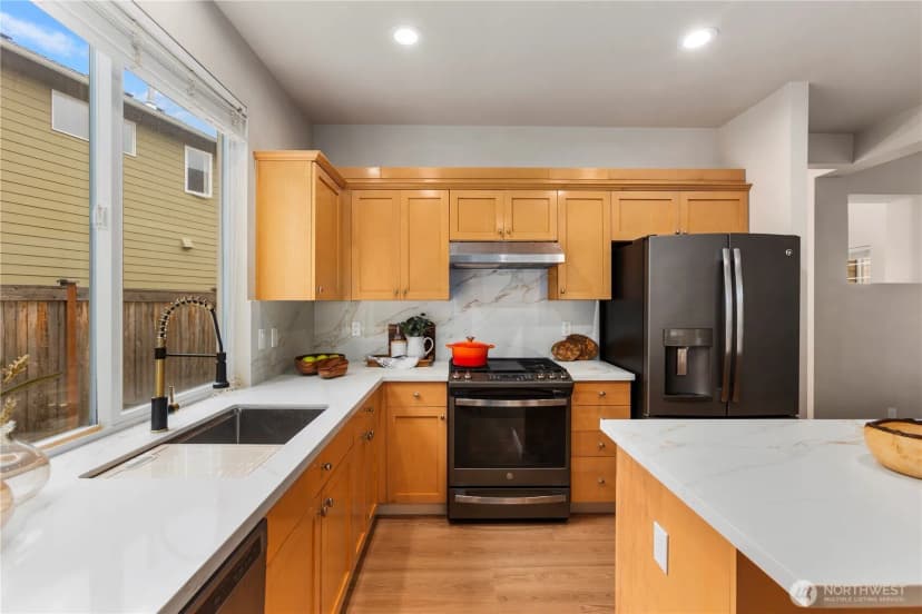 Property photo for 538 239th Avenue Se, Sammamish photo 15