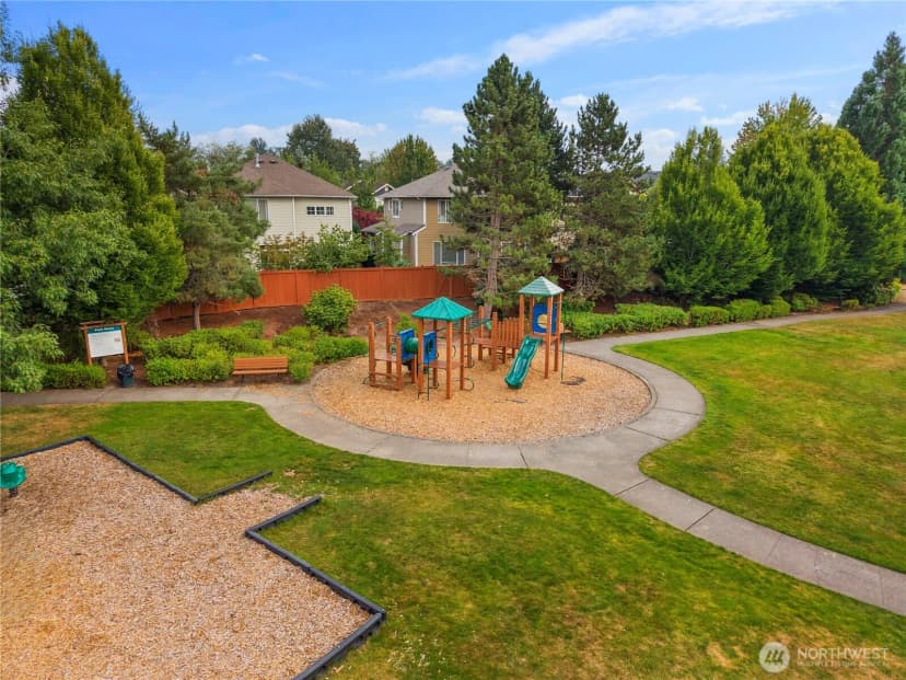 Property photo for 538 239th Avenue Se, Sammamish photo 40