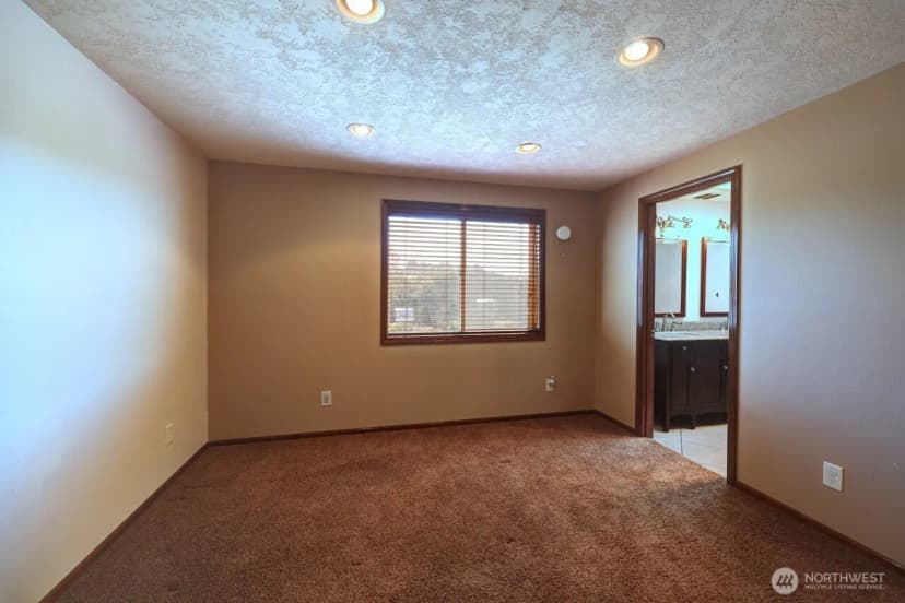 Property photo for 30715 G Street, Ocean Park photo 19