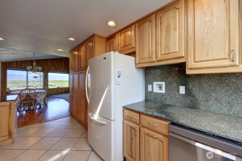 Property photo for 30715 G Street, Ocean Park photo 16