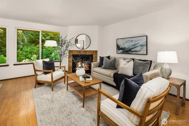 Property photo for 14115 Avondale Road Ne, Woodinville photo 4