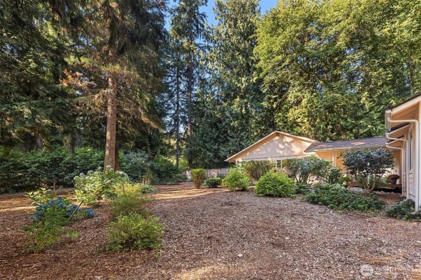 Property photo for 14115 Avondale Road Ne, Woodinville photo 29