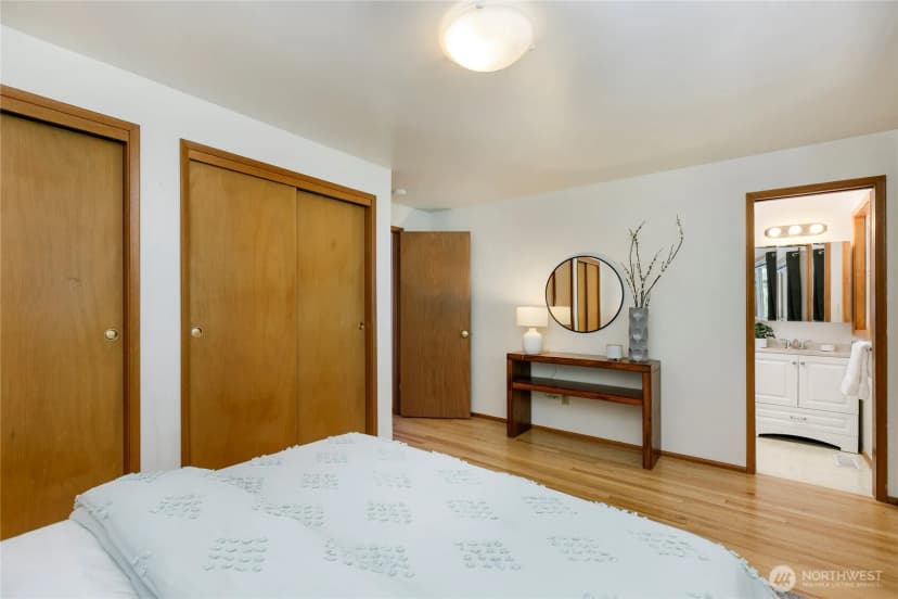 Property photo for 14528 Burke Ave N, Shoreline photo 12