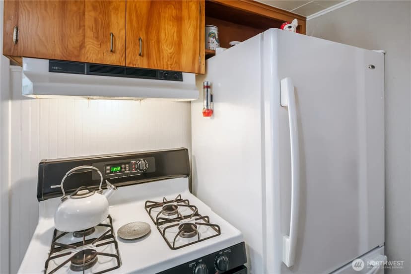 Property photo for 98201 Alverson Boulevard, Everett photo 18