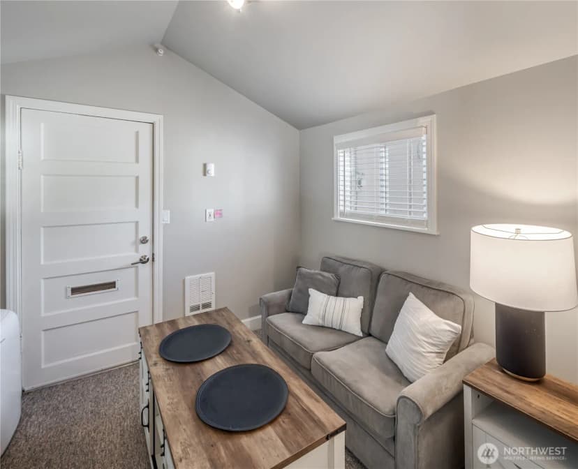Property photo for 98201 Alverson Boulevard, Everett photo 31