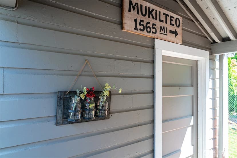 Property photo for 98201 Alverson Boulevard, Everett photo 23