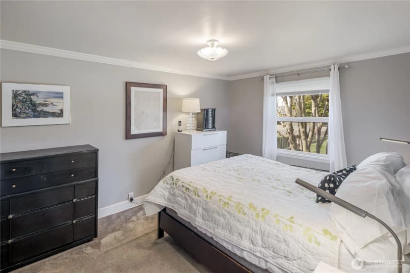 Property photo for 98201 Alverson Boulevard, Everett photo 8