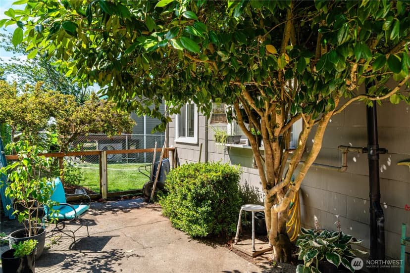Property photo for 98201 Alverson Boulevard, Everett photo 33