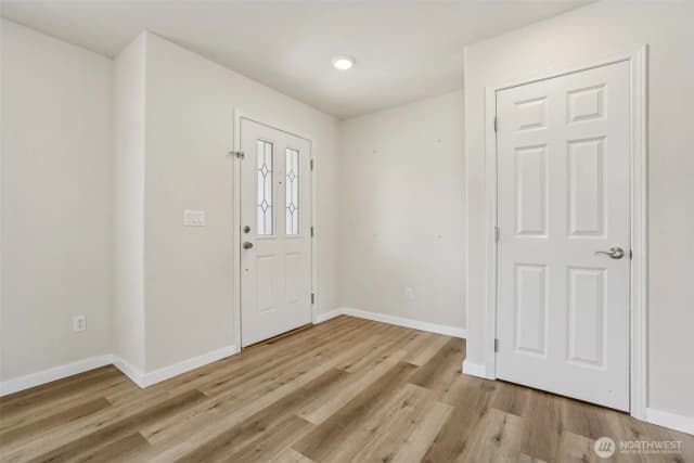 Property photo for 4408 S 332nd Place, Federal Way photo 5