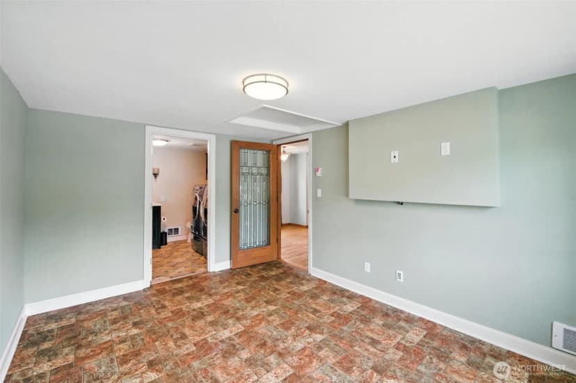 Property photo for 20517 81st Avenue W, Edmonds photo 14